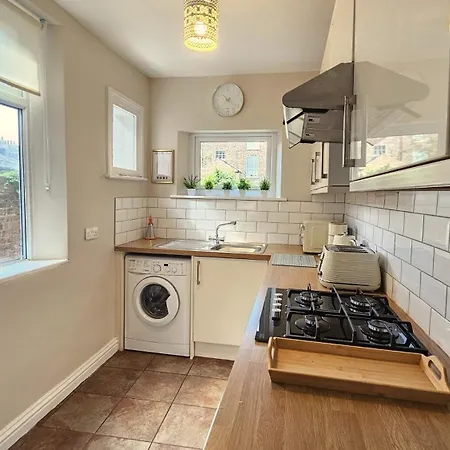 St Pauls Terrace - 2 Bed House Nr Train Station Tatil Evi *