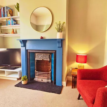 St Pauls Terrace - 2 Bed House Nr Train Station * York