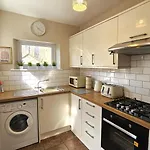 St Pauls Terrace - 2 Bed House Nr Train Station Ferienhaus